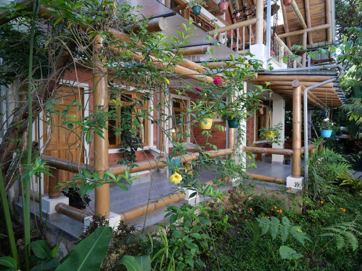 Bed and Breakfast Casa Del Rio En Mindo Exterior foto