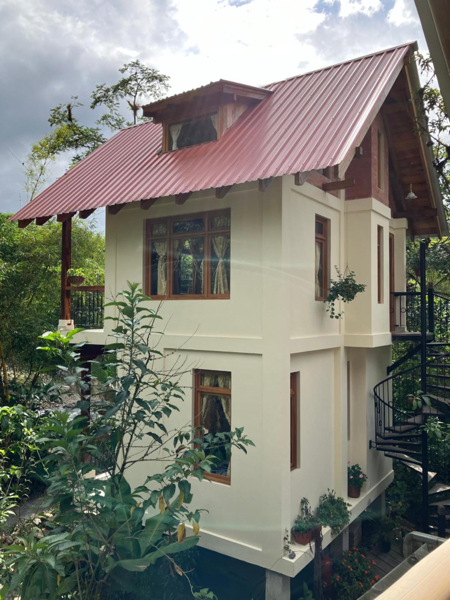 Bed and Breakfast Casa Del Rio En Mindo Exterior foto